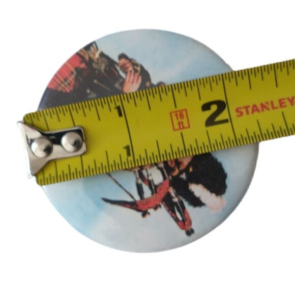 Vintage Scottish Bagpiper Refrigerator Magnet Fridge Scotland Souvenir Pinback. - Picture 2 of 16